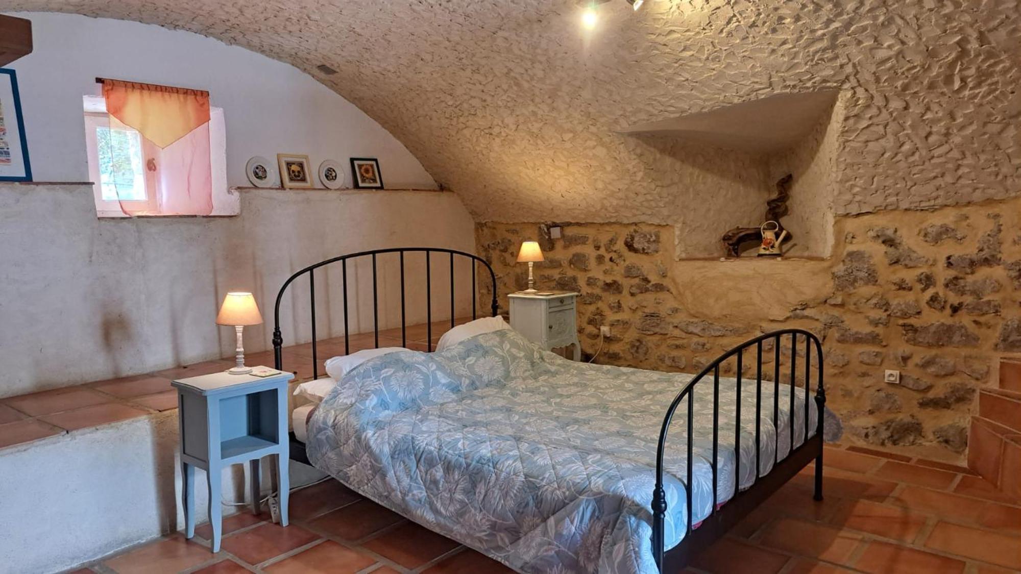 Chateau Du Fraissinet, 6 Gites Sleeping 2-8 Guests, Pool And River On Site La Tronche  Eksteriør billede